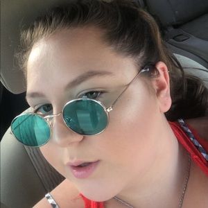 Meet your Posher, Kaylee